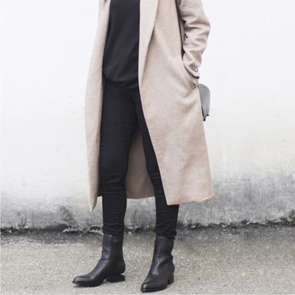 Alexander Wang Anouck Chelsea Bootie Black Leather Gray Stitch Size 35.5/ US 5.5 - Picture 5 of 16